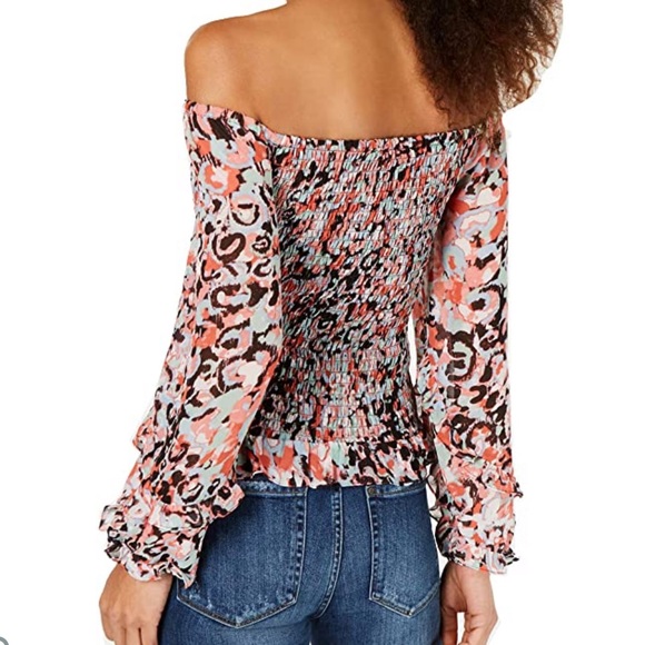 Bar 111 - Picture 2 of 7